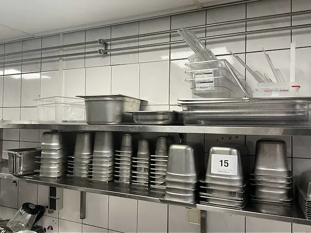 Plm 75 diverse rvs gastronorm bakken - afbeelding 1 van  5