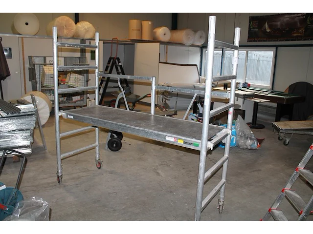 Plooibare kamersteiger petri hps 197 x 73 x 196 cm. - afbeelding 1 van  3