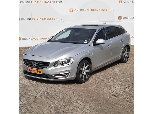 Plug-in hybride volvo, v60 2.4 d6 twin engine r-design, bouwjaar 2015 - afbeelding 1 van  66