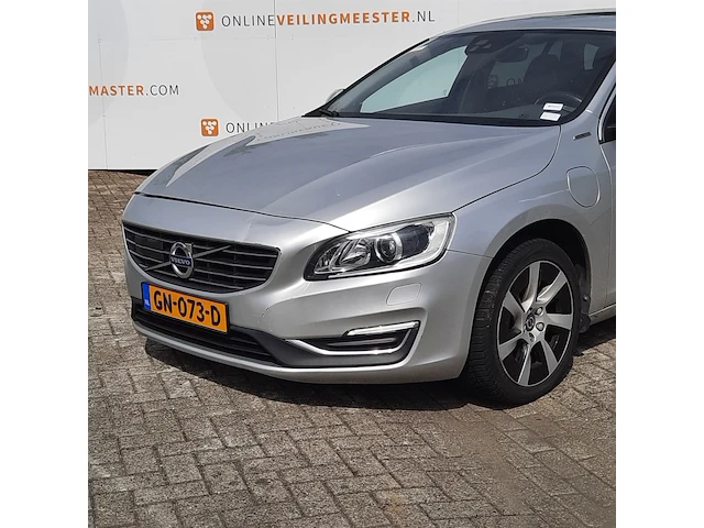 Plug-in hybride volvo, v60 2.4 d6 twin engine r-design, bouwjaar 2015 - afbeelding 12 van  66