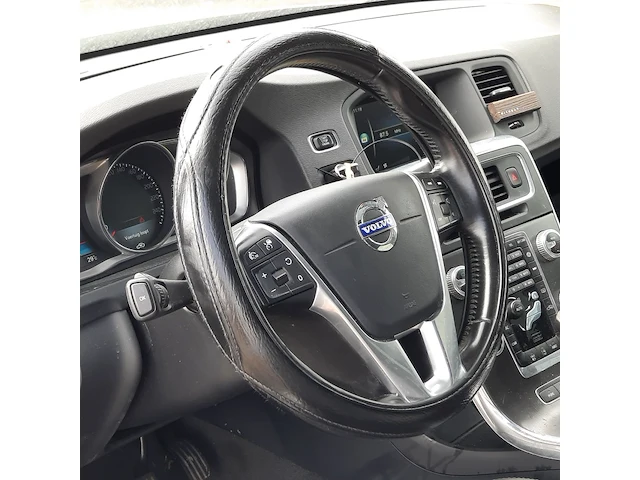 Plug-in hybride volvo, v60 2.4 d6 twin engine r-design, bouwjaar 2015 - afbeelding 30 van  66