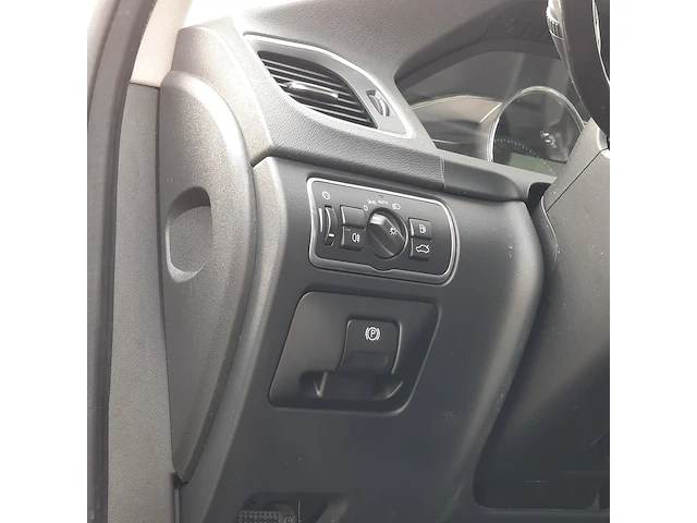 Plug-in hybride volvo, v60 2.4 d6 twin engine r-design, bouwjaar 2015 - afbeelding 35 van  66