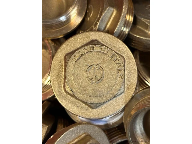 Plug zwart 1.1/2" - partij - afbeelding 3 van  4