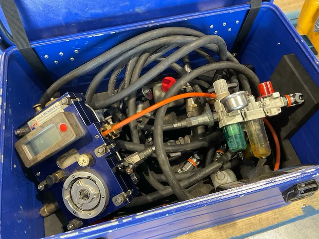 Plumettaz microjet prm-196 glasvezel inblaas machine - afbeelding 9 van  9