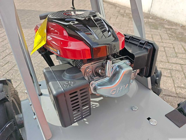 Plus power - t30 - kruiwagen met benzinemotor - afbeelding 8 van  16