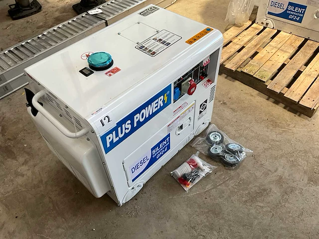 Plus power gf2-6 silent stroomgenerator - afbeelding 3 van  10