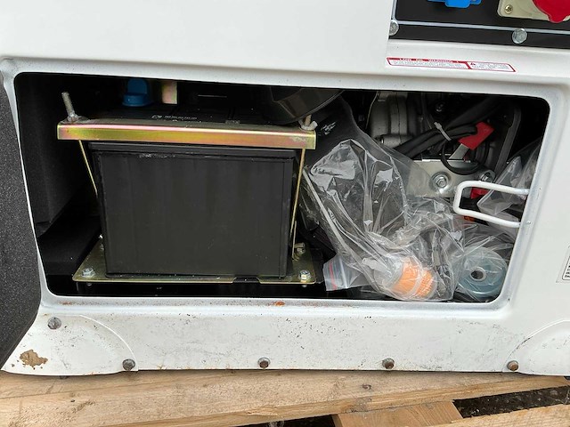 Plus power gf2-6 silent stroomgenerator - afbeelding 10 van  12