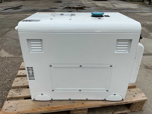 Plus power gf2-6 silent stroomgenerator - afbeelding 7 van  12