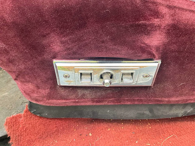 Plymouth - valiant - oldtimer - afbeelding 3 van  31