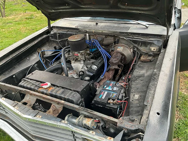 Plymouth - valiant - oldtimer - afbeelding 16 van  31