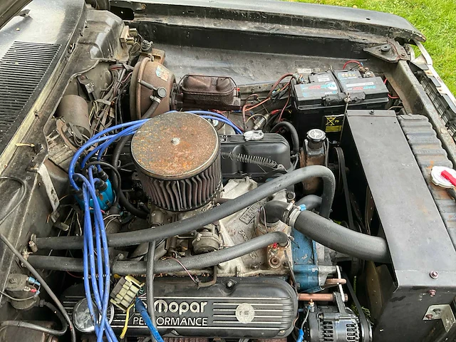 Plymouth - valiant - oldtimer - afbeelding 19 van  31