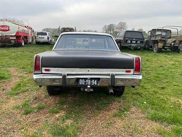 Plymouth - valiant - oldtimer - afbeelding 26 van  31