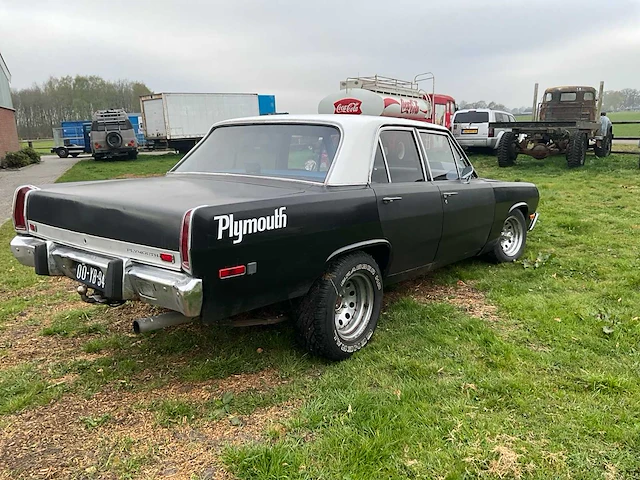 Plymouth - valiant - oldtimer - afbeelding 27 van  31