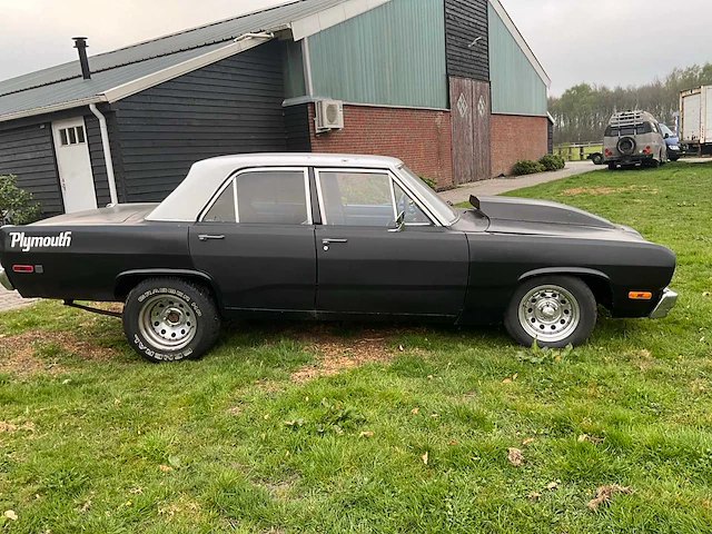 Plymouth - valiant - oldtimer - afbeelding 28 van  31