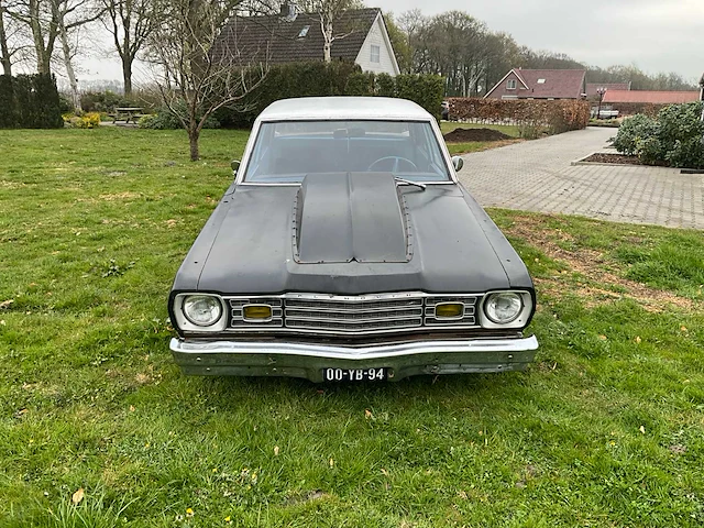 Plymouth - valiant - oldtimer - afbeelding 30 van  31