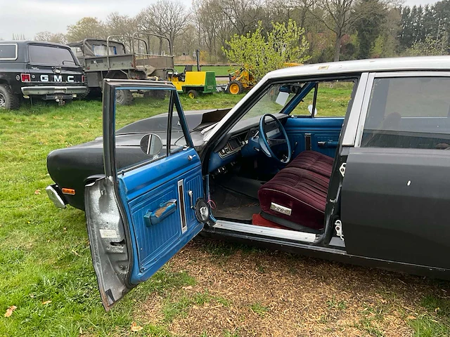 Plymouth - valiant - oldtimer - afbeelding 31 van  31
