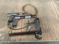 Pneumatisch gereedschap (2x) - afbeelding 1 van  3