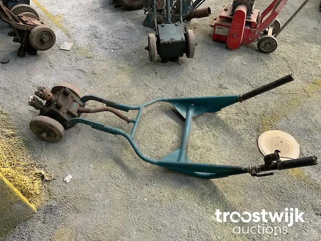 Pneumatische bouchadeermachine - afbeelding 2 van  3