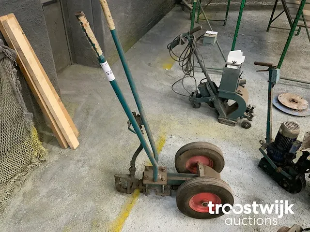 Pneumatische breekhamer met trolley - afbeelding 1 van  4