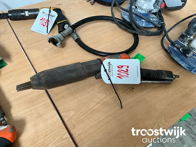 Pneumatische naaldbikhamer - afbeelding 1 van  7