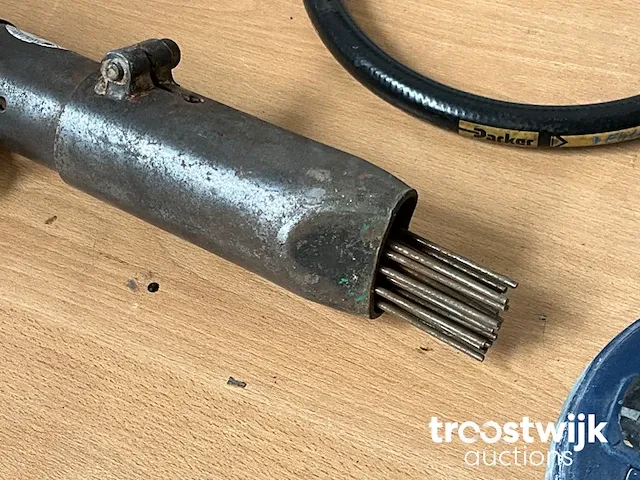 Pneumatische naaldbikhamer - afbeelding 6 van  7