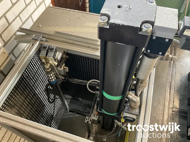 Pneumatische pers-/testopstelling - afbeelding 3 van  4