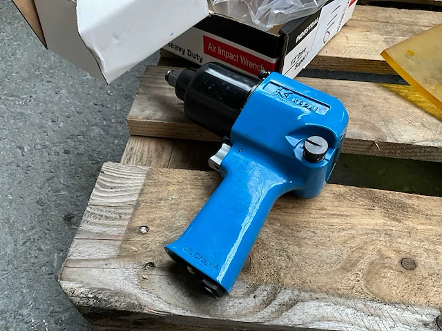 Pneumatische slagmoersleutel - afbeelding 3 van  6