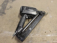 Pneumatische tacker senco. - afbeelding 2 van  2