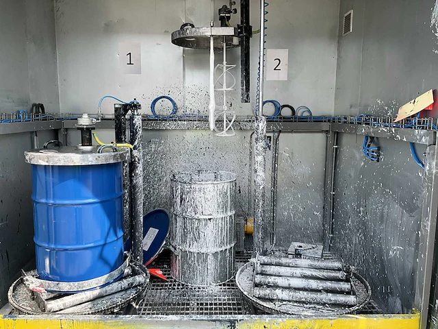 Pneumatische vat-menginstallatie (2x) - afbeelding 1 van  13