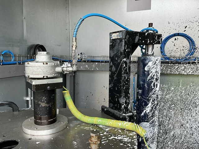 Pneumatische vat-menginstallatie (2x) - afbeelding 9 van  13