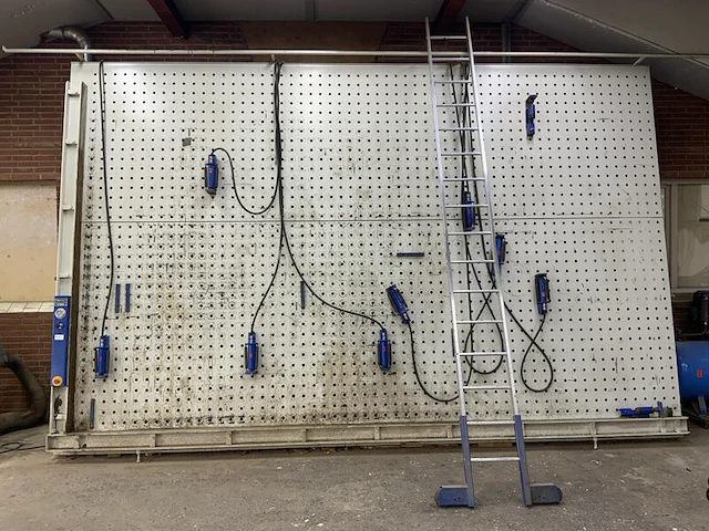 Pneumatische verticale opsluitbank, duin, 2008 - afbeelding 4 van  10
