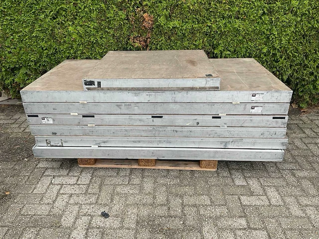 Podiumdeel (7x) - afbeelding 4 van  9