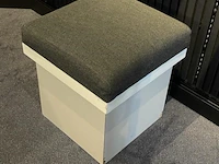 Poef - 50x50x50cm - afbeelding 1 van  3