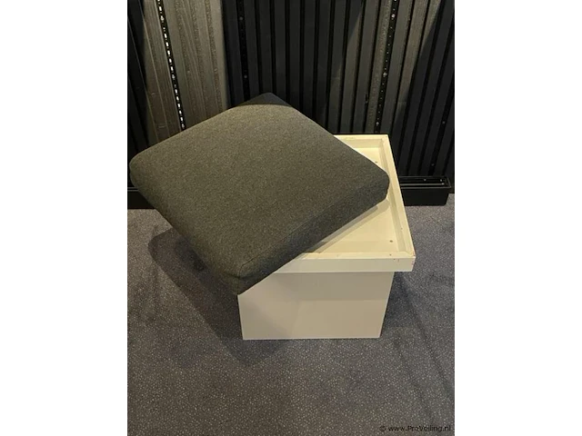 Poef - 50x50x50cm - afbeelding 3 van  3