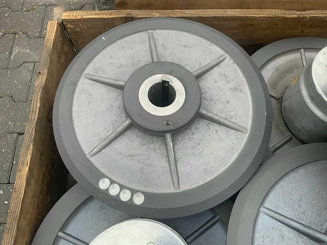 Poelie voor variator schuitemaker robusta (7x) - afbeelding 2 van  7