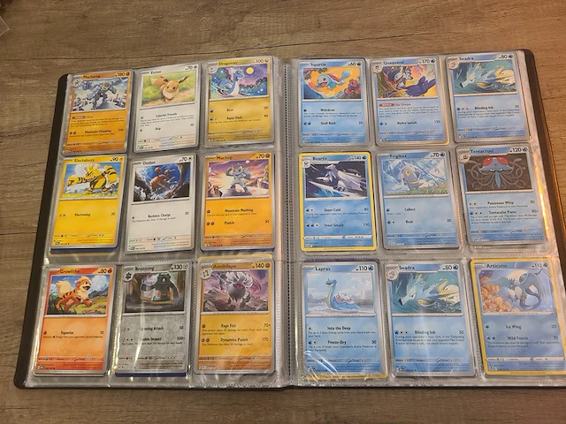 Pokémon collectie met vele kaarten en accessoires van pokémon + zeldzame japanse eevee kaart - afbeelding 8 van  22