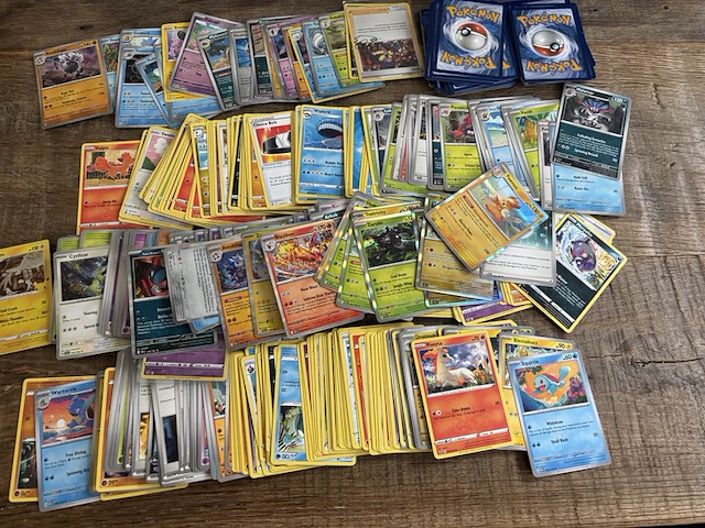 Pokémon collectie van ca. 800 kaarten (1995 – heden) - afbeelding 11 van  18