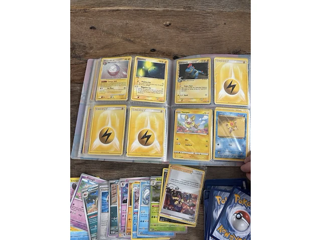 Pokémon collectie van ca. 800 kaarten (1995 – heden) - afbeelding 13 van  18