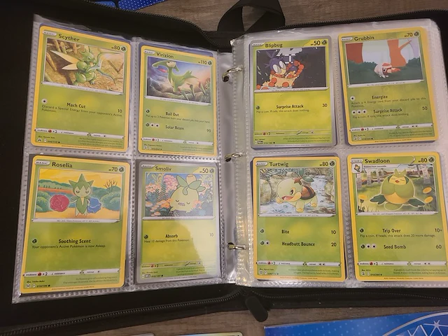 Pokémon map met zeldzame kaarten + accessoires - afbeelding 3 van  60