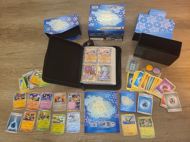 Pokémon map met zeldzame kaarten + accessoires - afbeelding 1 van  60