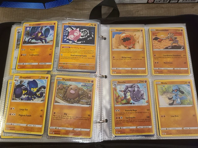 Pokémon map met zeldzame kaarten + accessoires - afbeelding 39 van  60