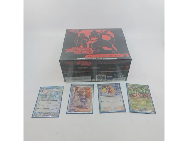 Pokémon trainer box en 4 losse kaarten - afbeelding 1 van  8