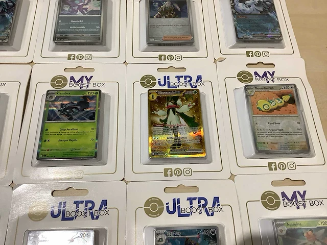 Pokemon ultra boost box verzamelkaart (30x) - afbeelding 11 van  14