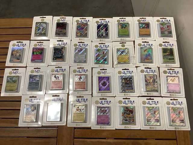 Pokemon ultra boosterbox (30x) - afbeelding 1 van  7