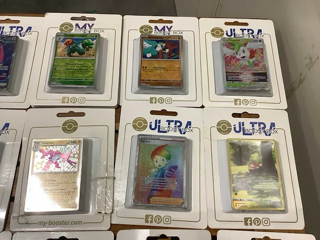 Pokemon ultra boosterbox (30x) - afbeelding 2 van  7