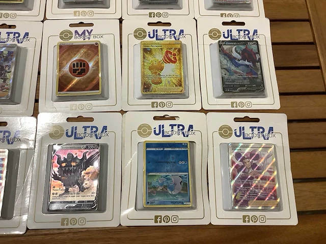 Pokemon ultra boosterbox (30x) - afbeelding 4 van  7