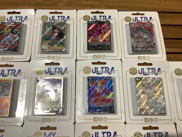 Pokemon ultra boosterbox (30x) - afbeelding 5 van  7