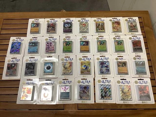 Pokemon ultra boosterbox (30x) - afbeelding 1 van  9