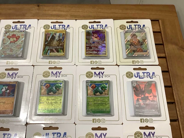 Pokemon ultra boosterbox (30x) - afbeelding 2 van  9