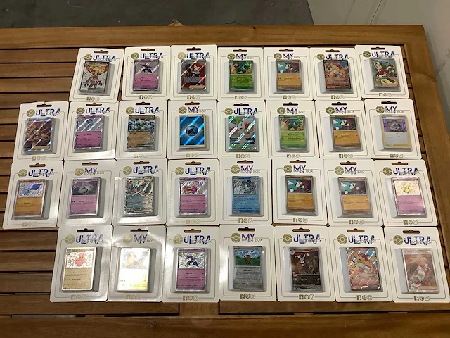 Pokemon ultra boosterbox (30x) - afbeelding 1 van  10